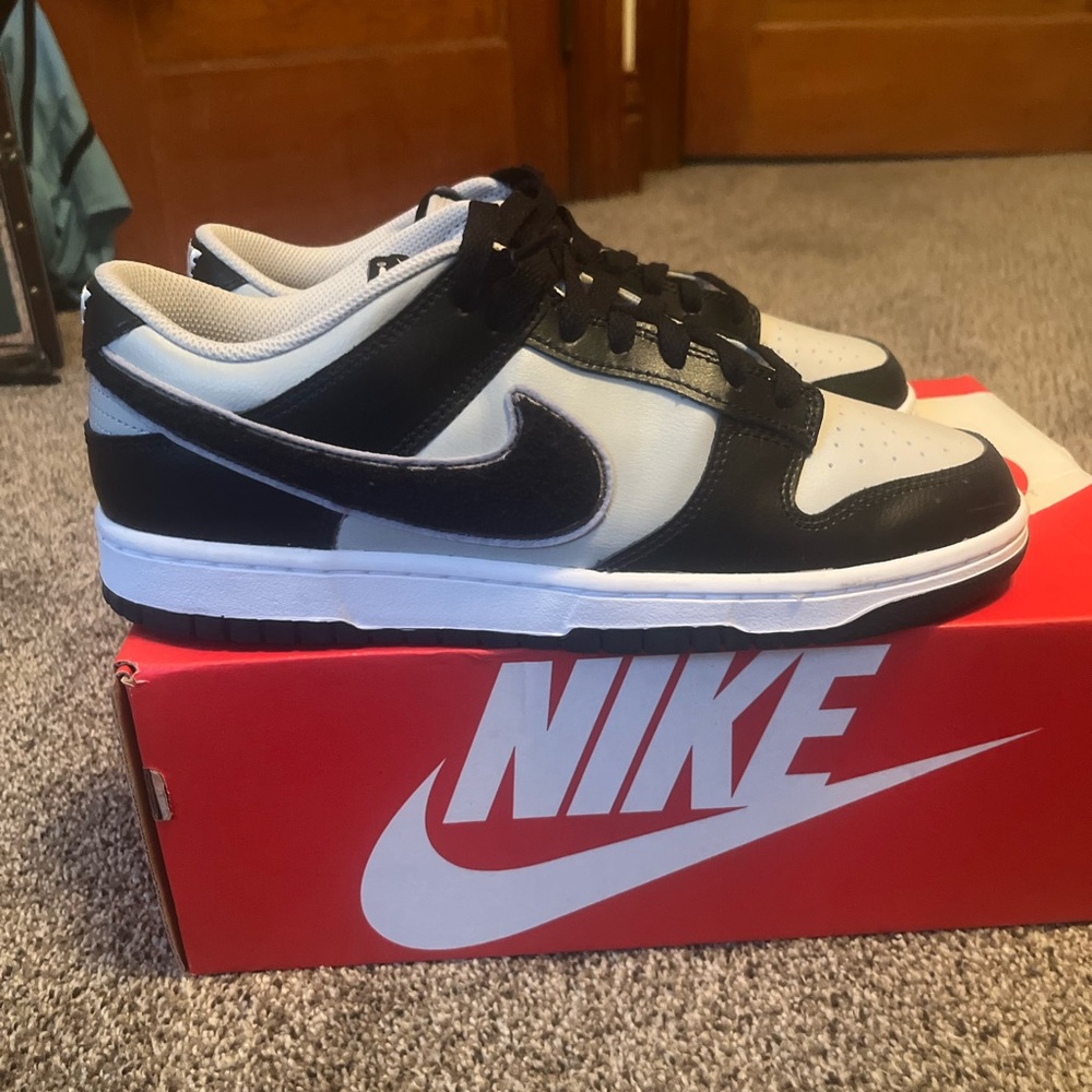 Nike Dunk Low - Chenille Black Swoosh - Black Grey Fog